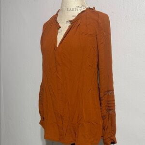 Knox Rose Women's Rust Blouse with Lace Detail